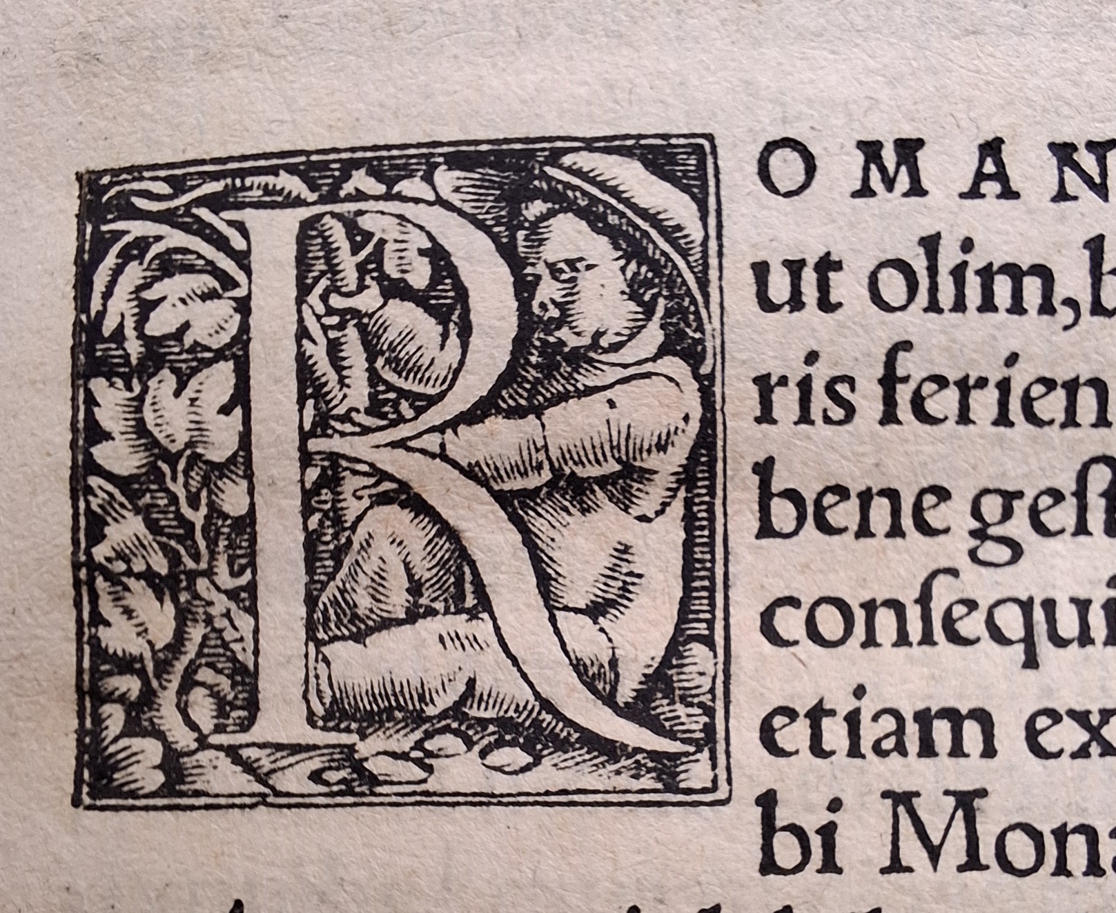 ziua_cartilor_vechi_imaginea_4_initiale_ornate_1.jpg